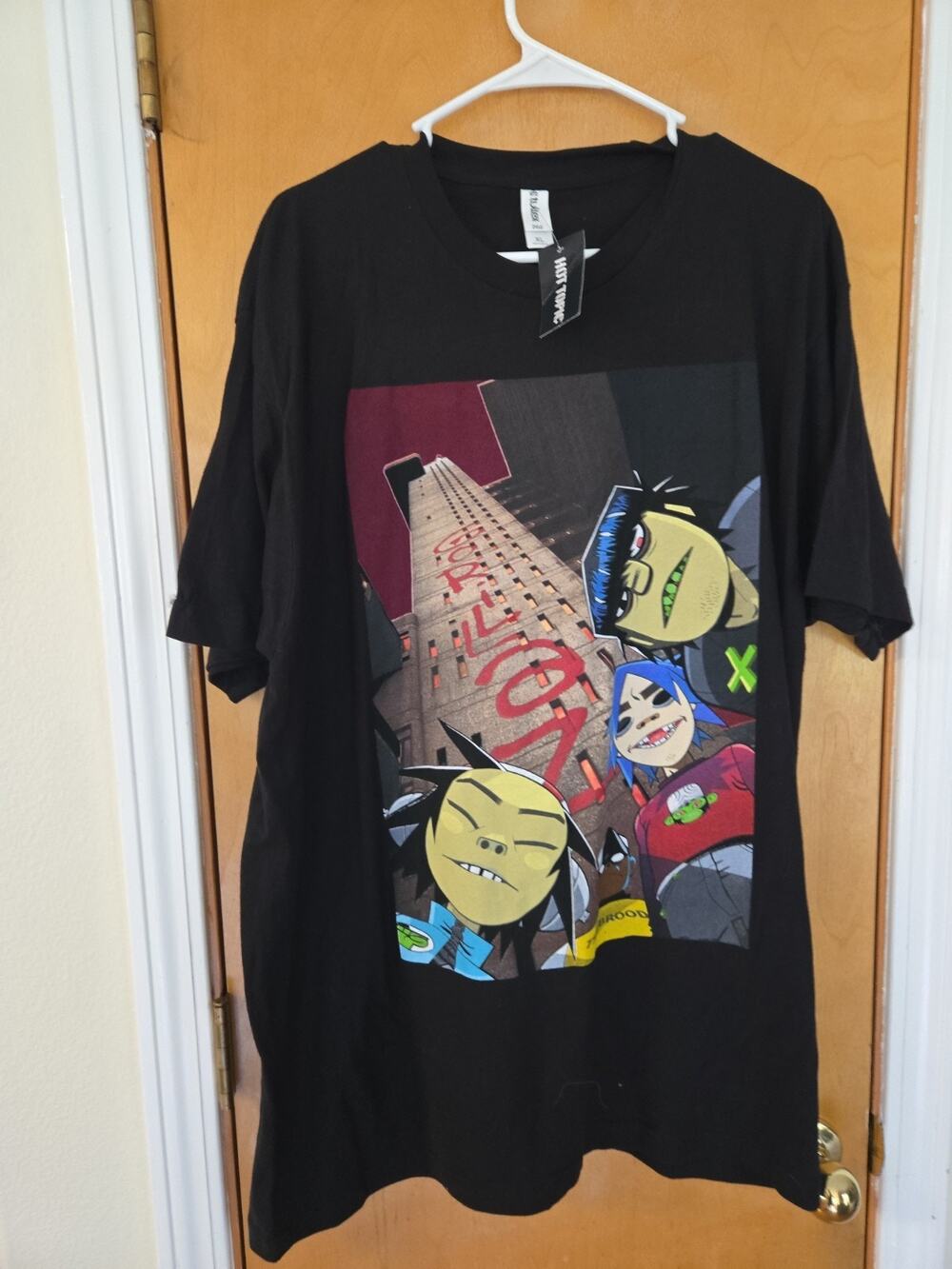 NEW- GORILLAZ - COLLAGE LOGO -T-SHIRT- Selfie T-Shirt XL
